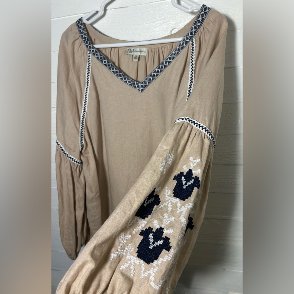 Neiman Marcus tan linen blouse with black and white embroidery. Womens size XL. - Picture 1 of 8
